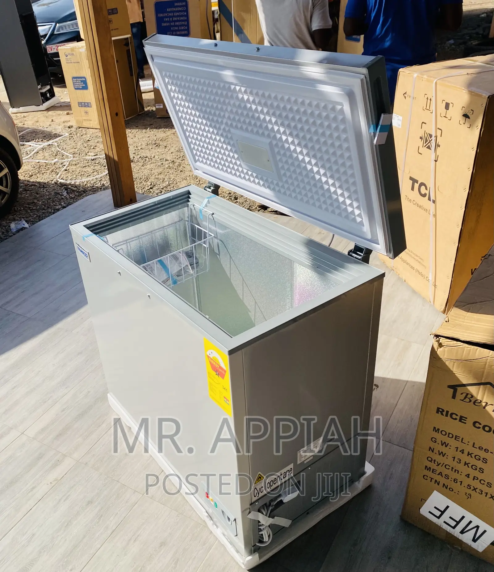 Nicely Designed NascoNas -250fl 200L 1door Electric Freezee