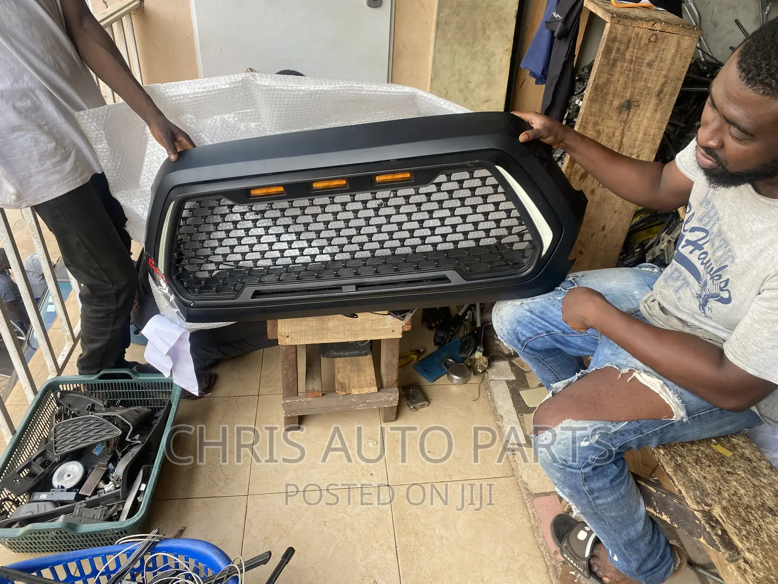 Toyota Tacoma 18 Front Grille