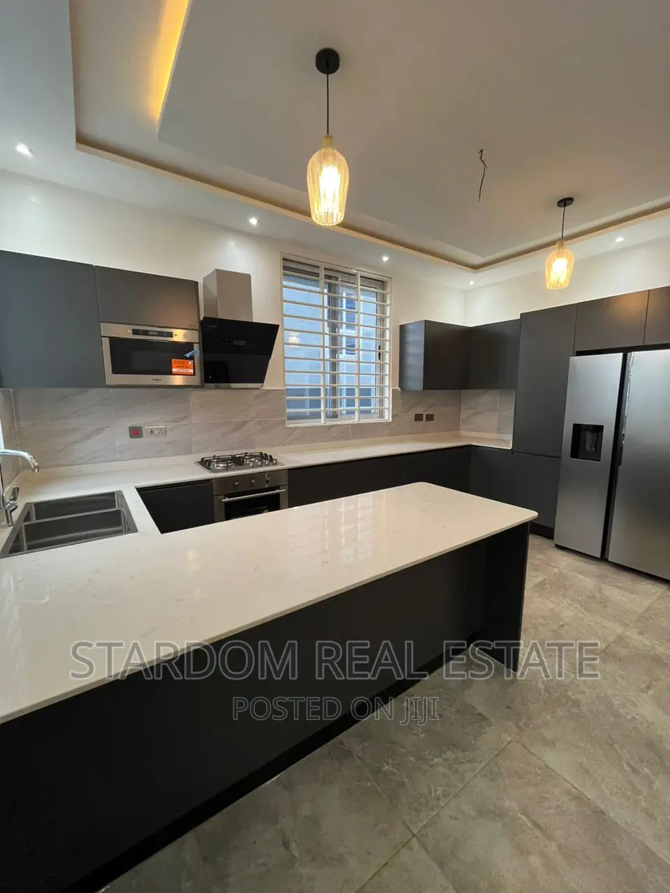 4bdrm Duplex in Oyarifa Mall Area for rent