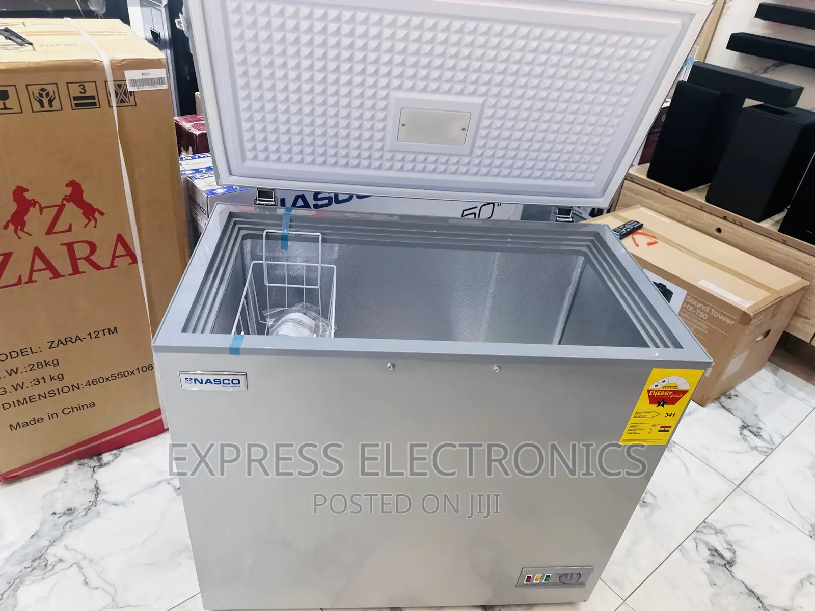 Intelligent Design Grey Chest Single Door Freezer 200L