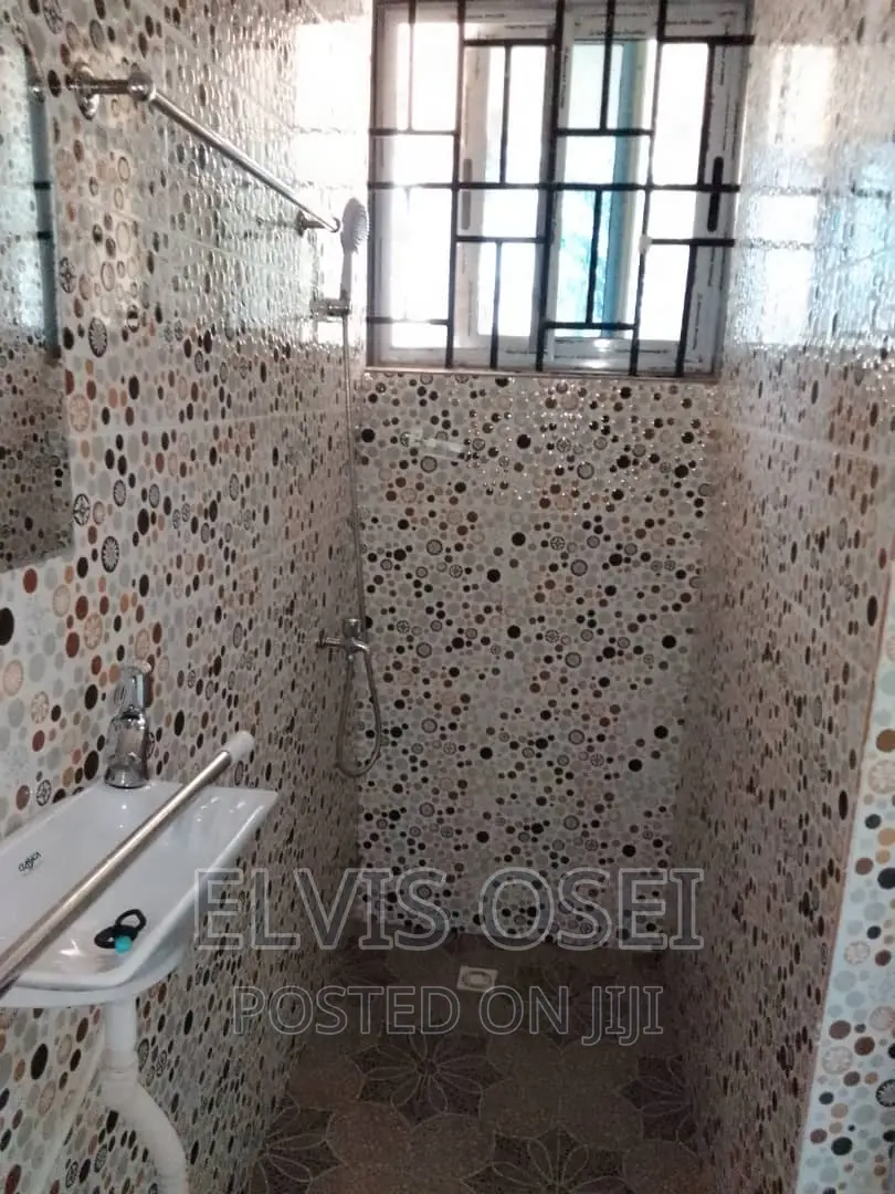 1bdrm Apartment in Kwashieman Beento for rent