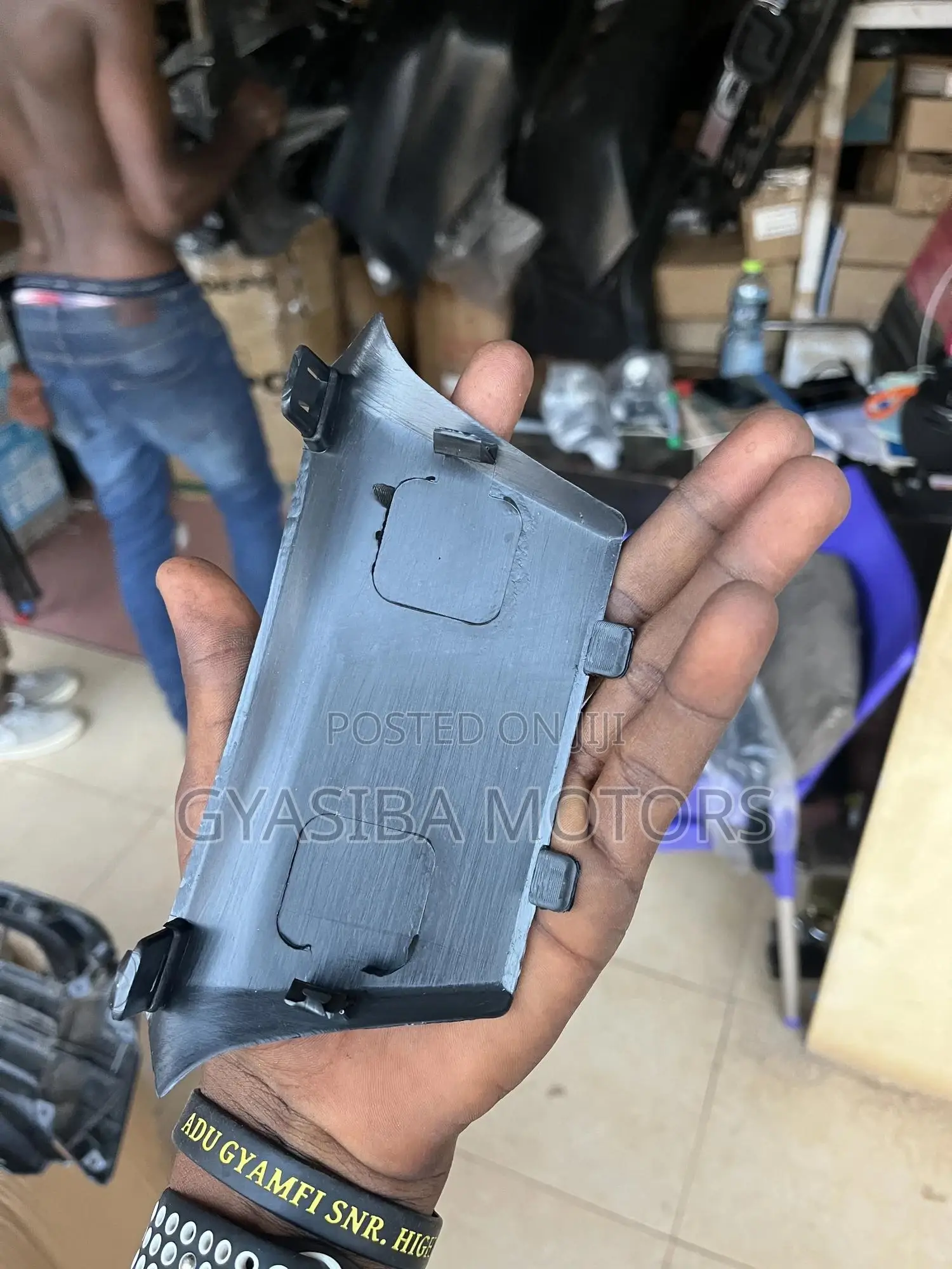 CRV 2017-2019 Top Grille Sensor Cover