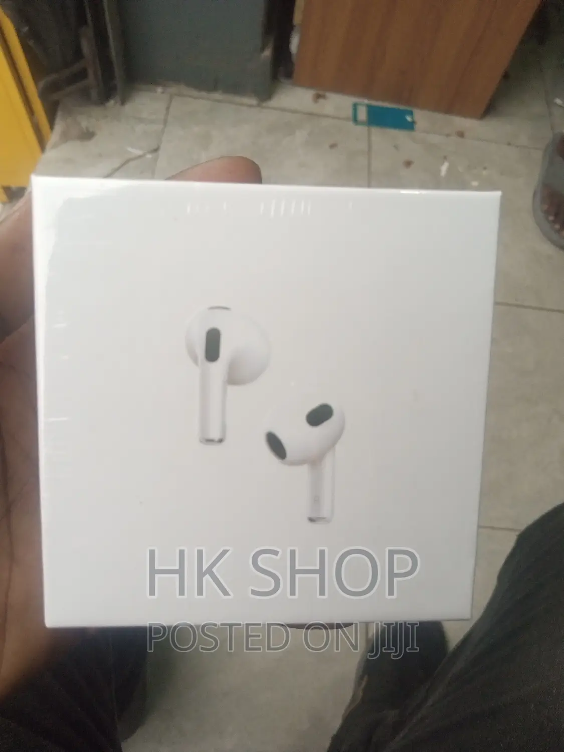 Brand New Apple Airpods Pro 3 (Latest Version)