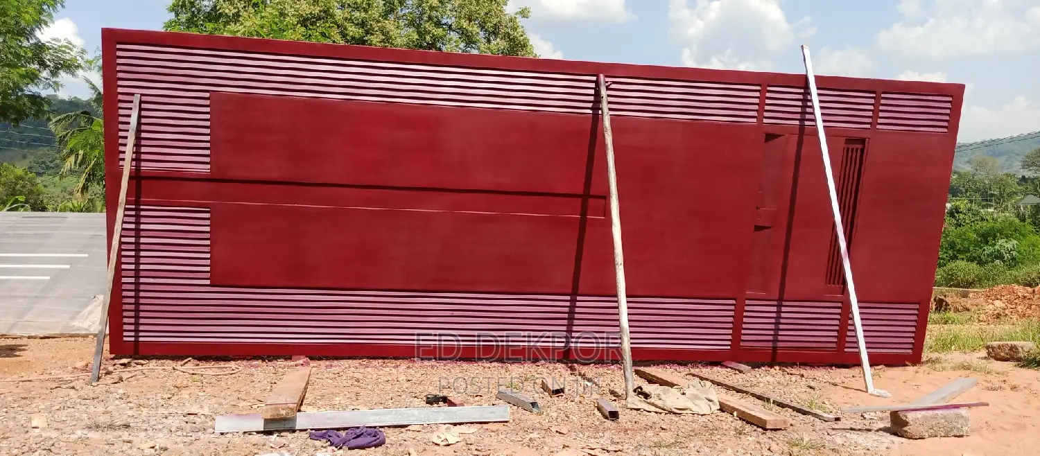 Wen Metal Gate