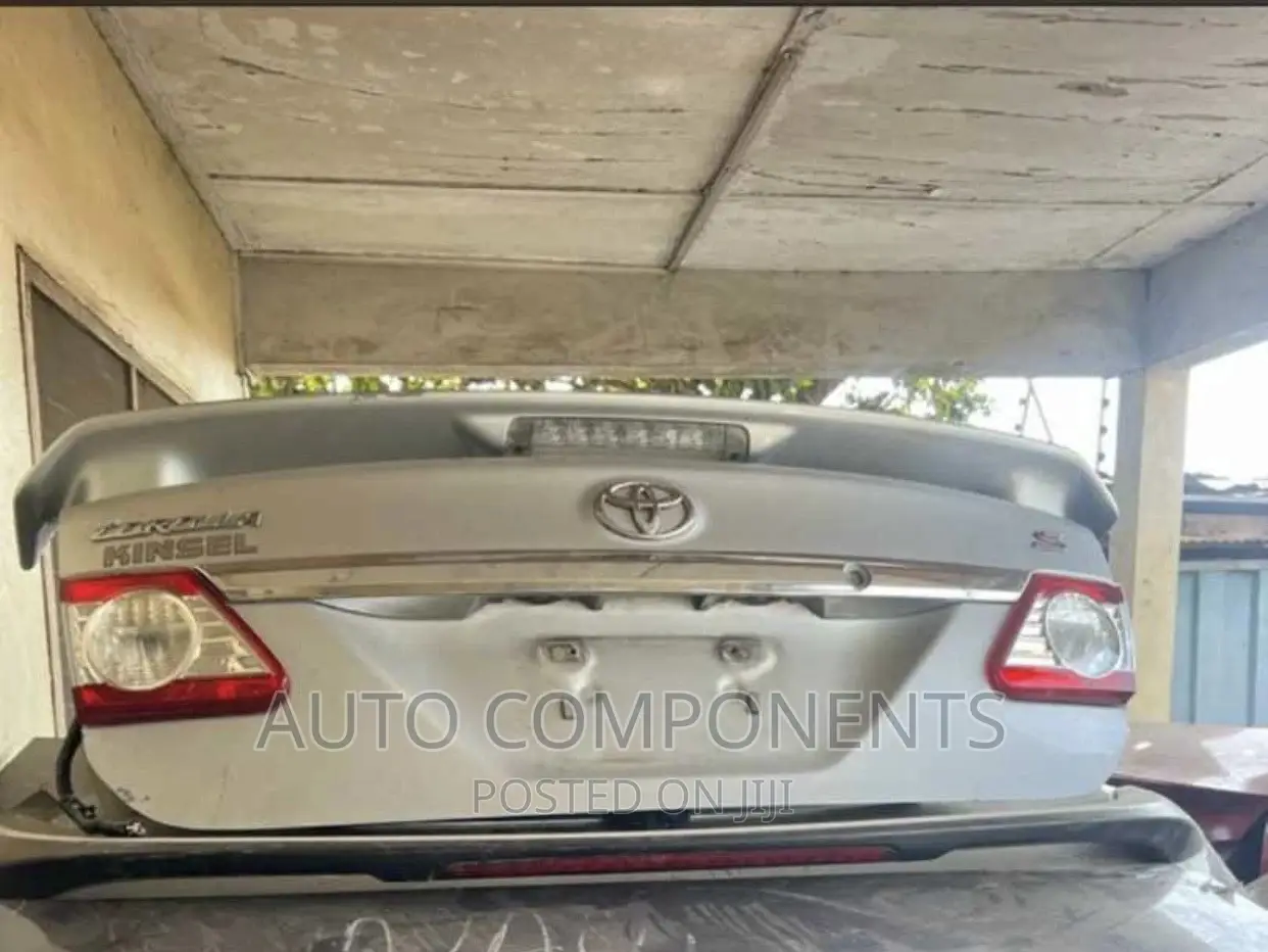 Corolla 2012 Tailgate(Boot/ Trunk Door. All Kind of Tailgat