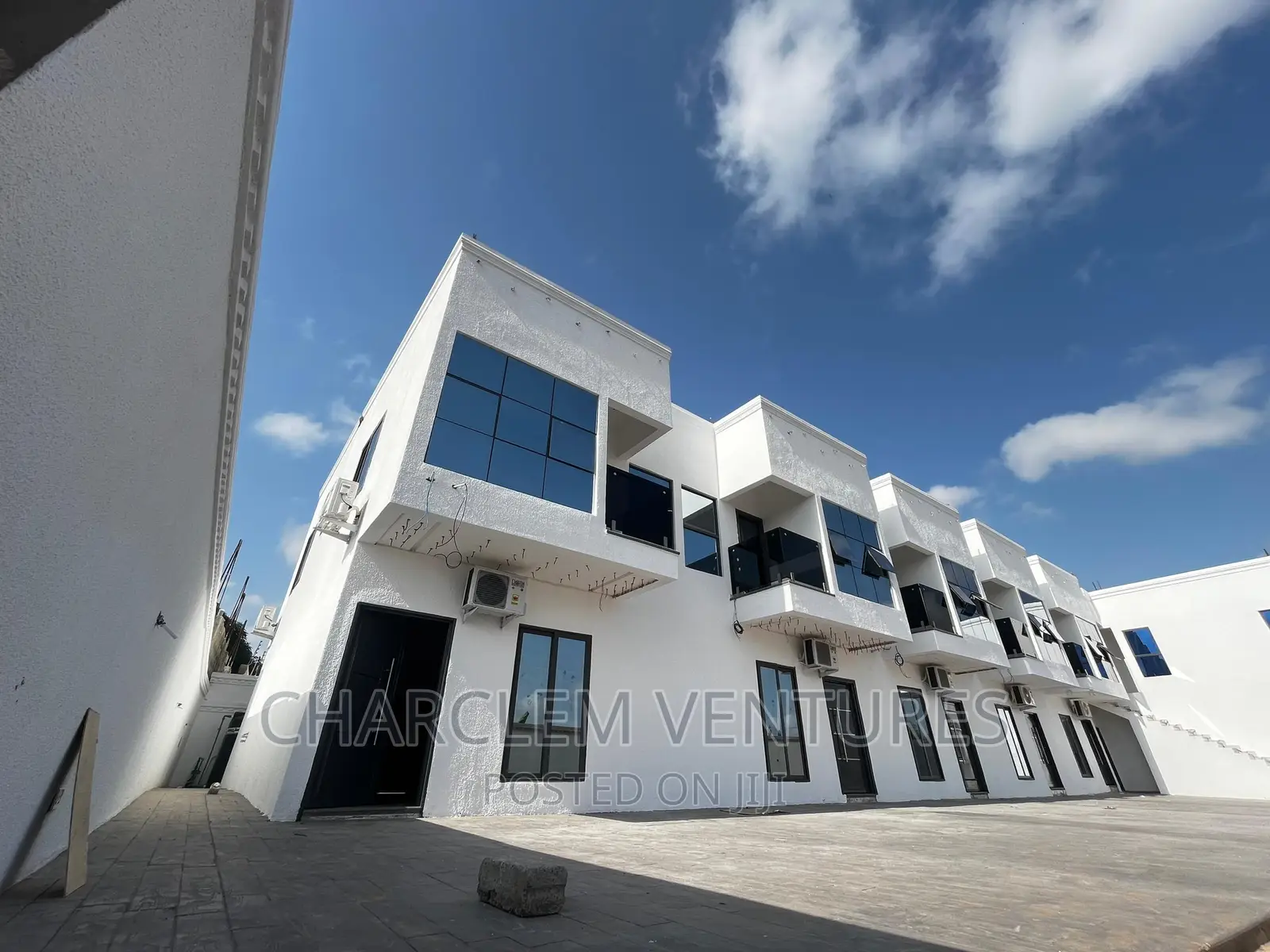 2bdrm Townhouse/Terrace in Charclem Ventures, East Legon for sale