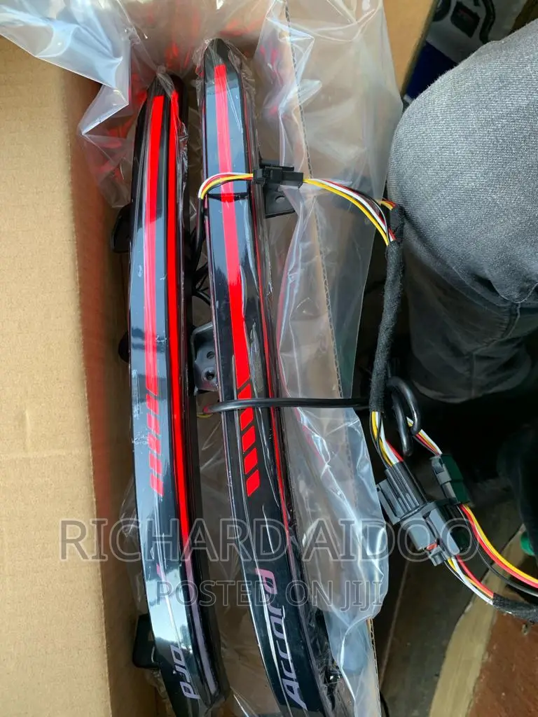 Honda Accord 2018 Back Bumper Reflector Led Available
