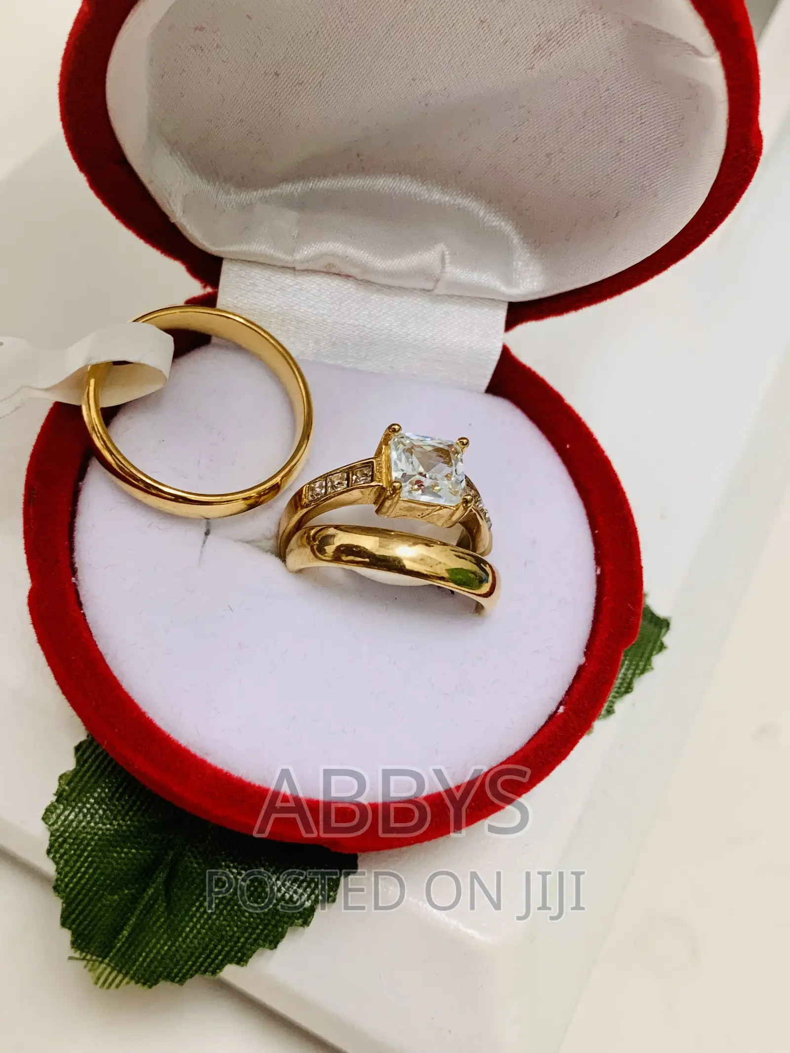 Non Fading Square Cut Ziconia Three Set Wedding Ring
