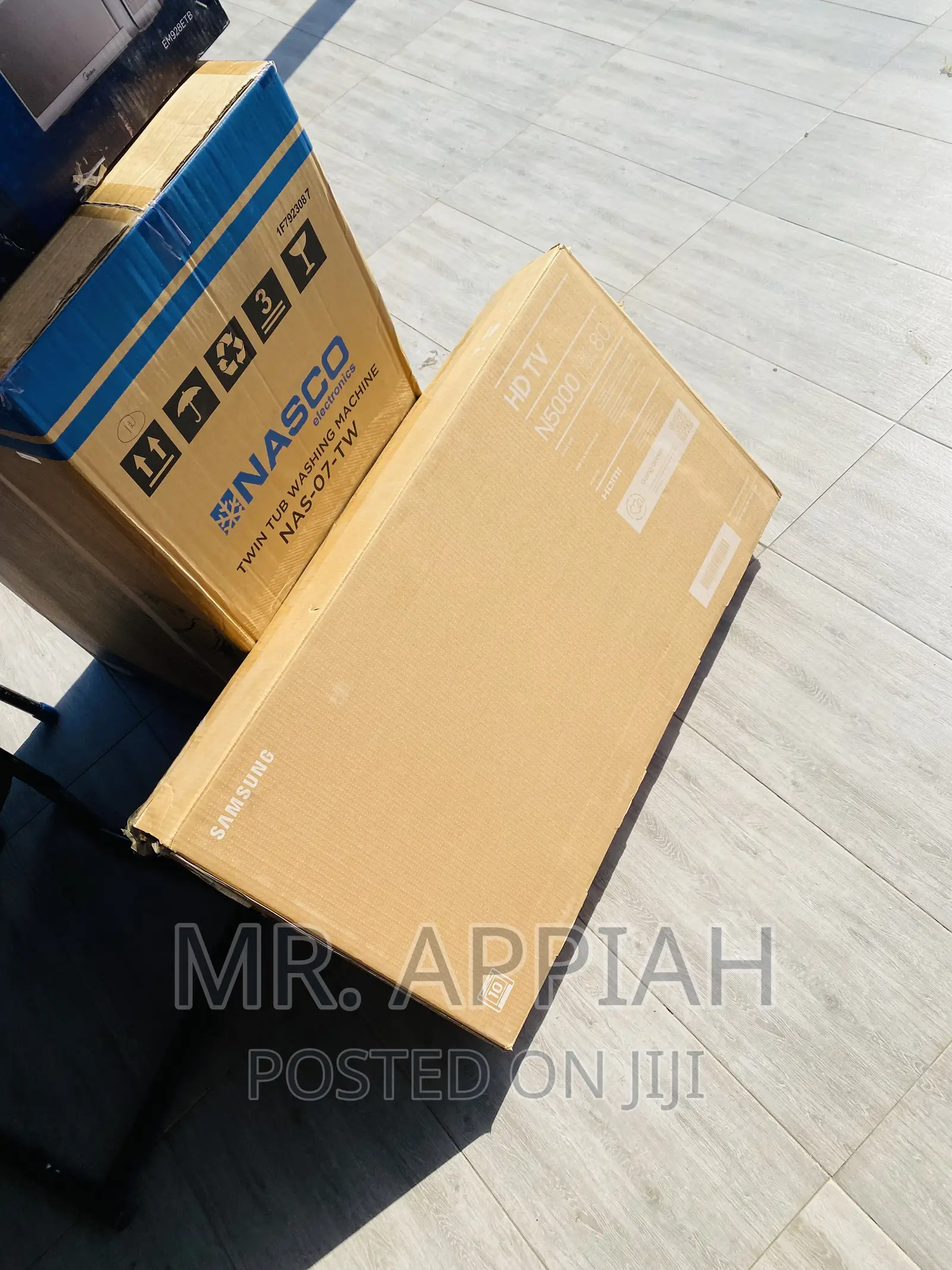 Well Designed Samsung 32N5000 32” HD Multisystem Tv(Black).