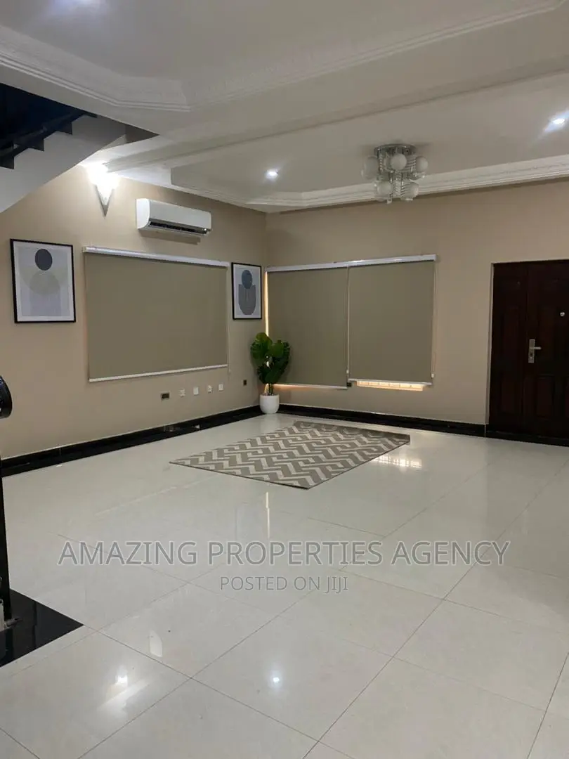 4bdrm Townhouse/Terrace in Cantonments for sale