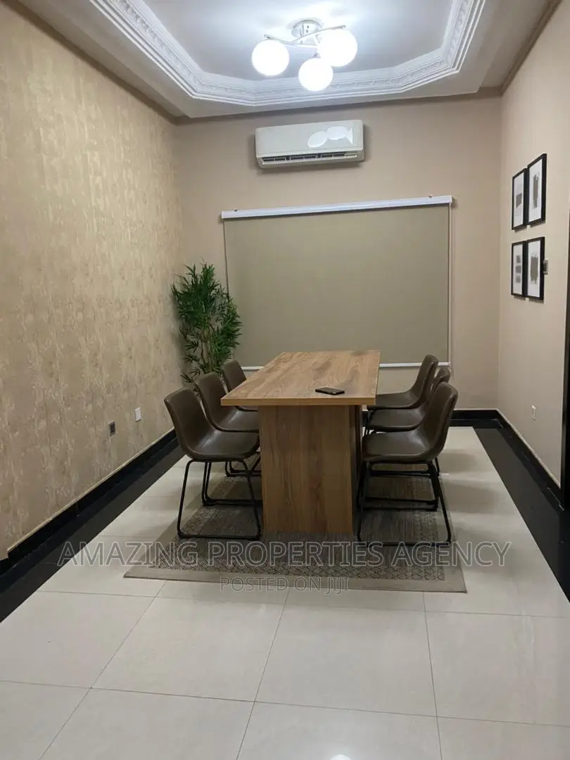4bdrm Townhouse/Terrace in Cantonments for sale