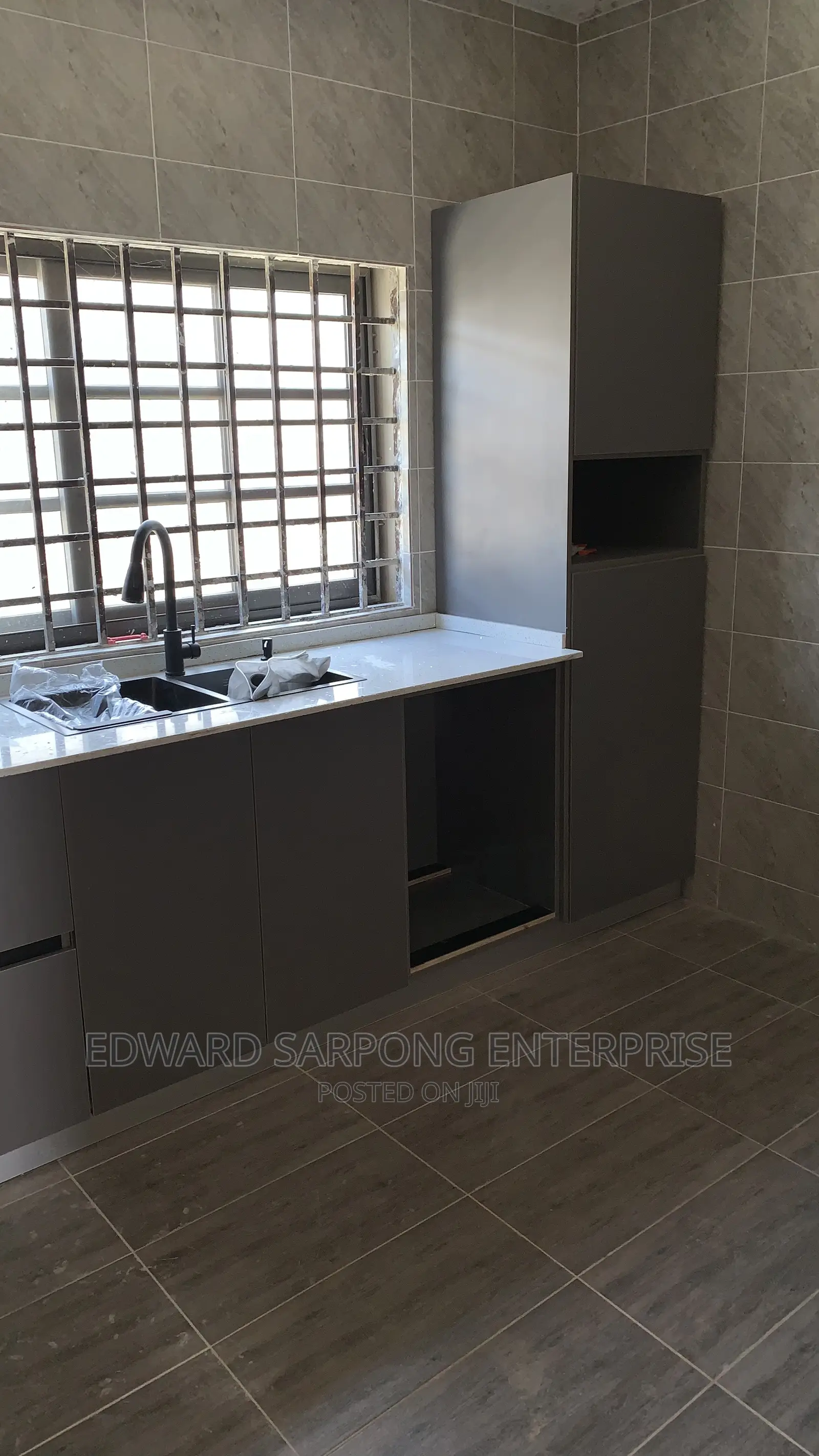 Kitchen Cabinets and Countertops