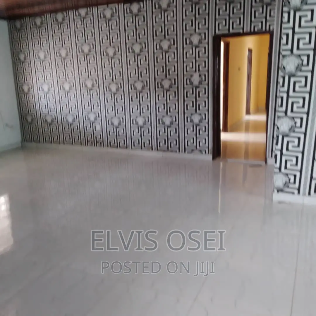 4bdrm House in Onyinase Awoshie for rent