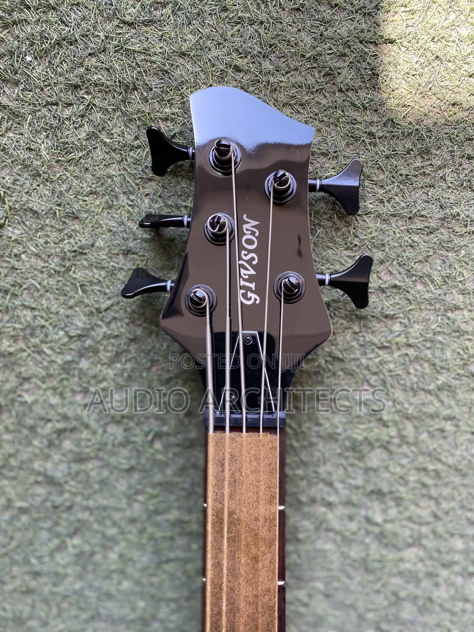 Givson Active Bass Guitar