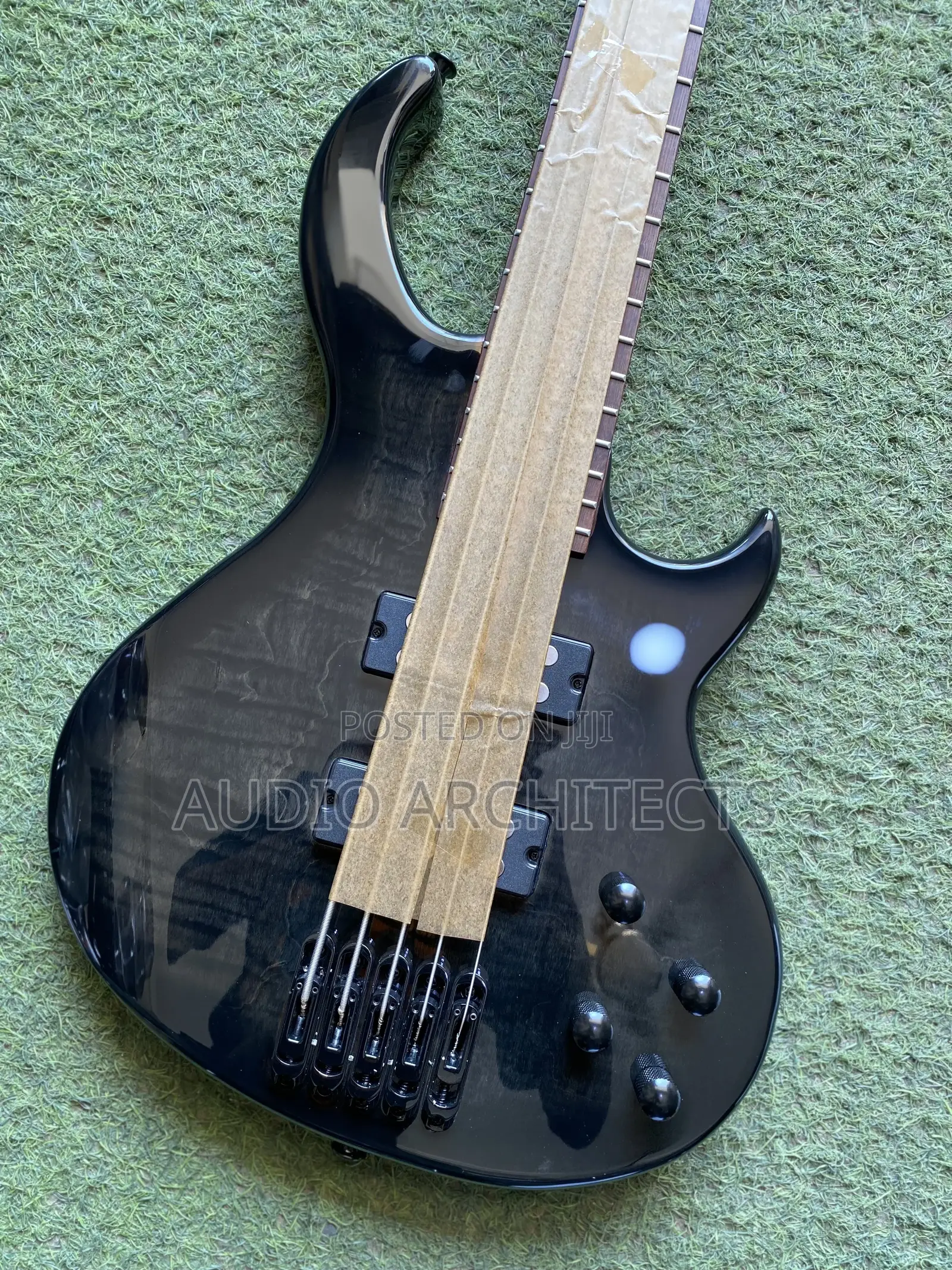 Givson Active Bass Guitar