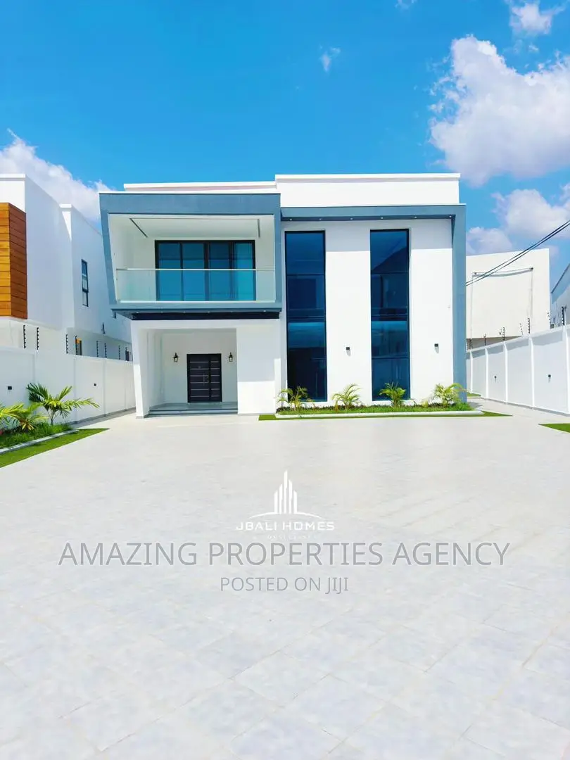 4bdrm House in East Legon for sale