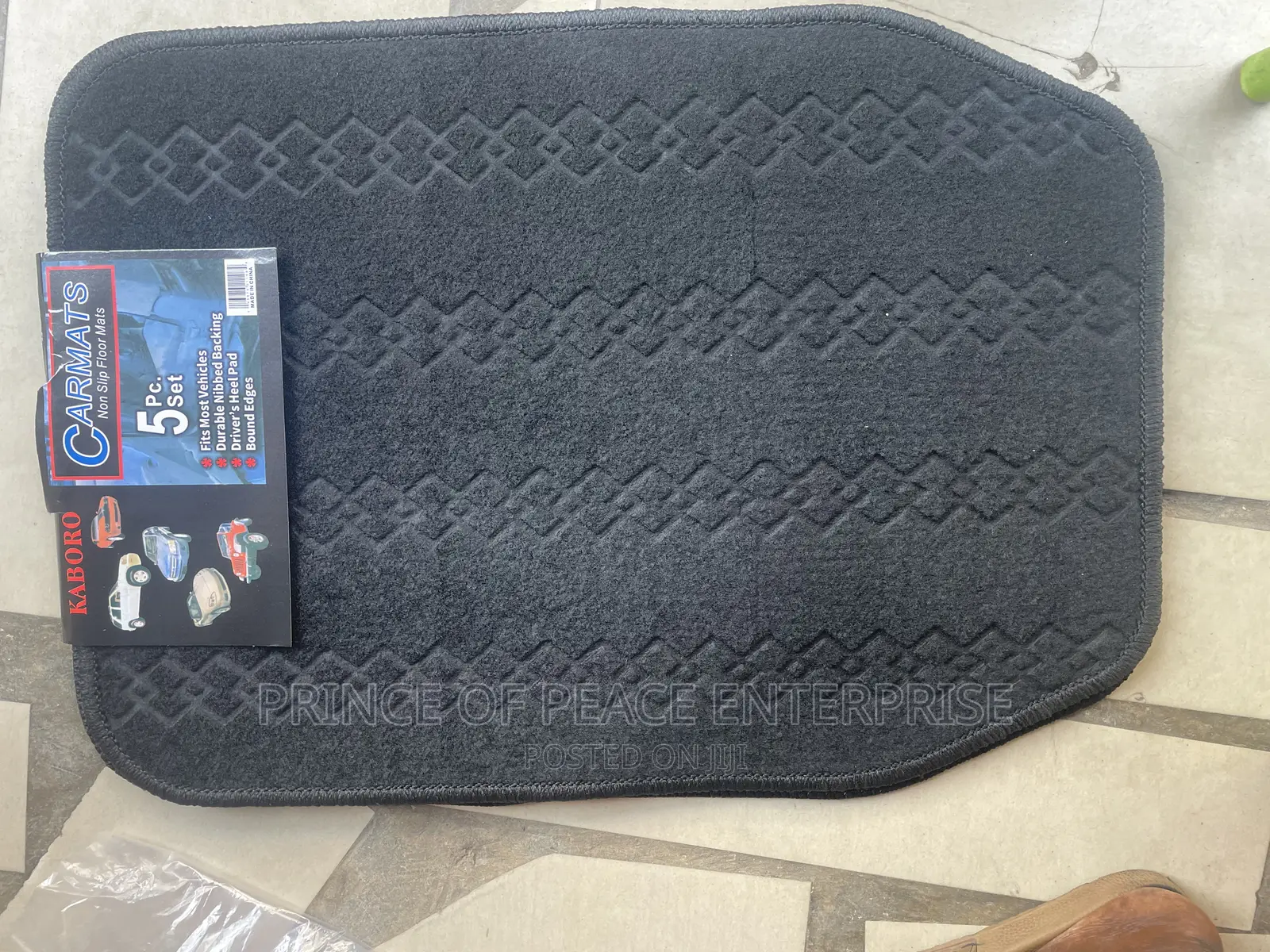 Woolen Carpet or Floor Mat