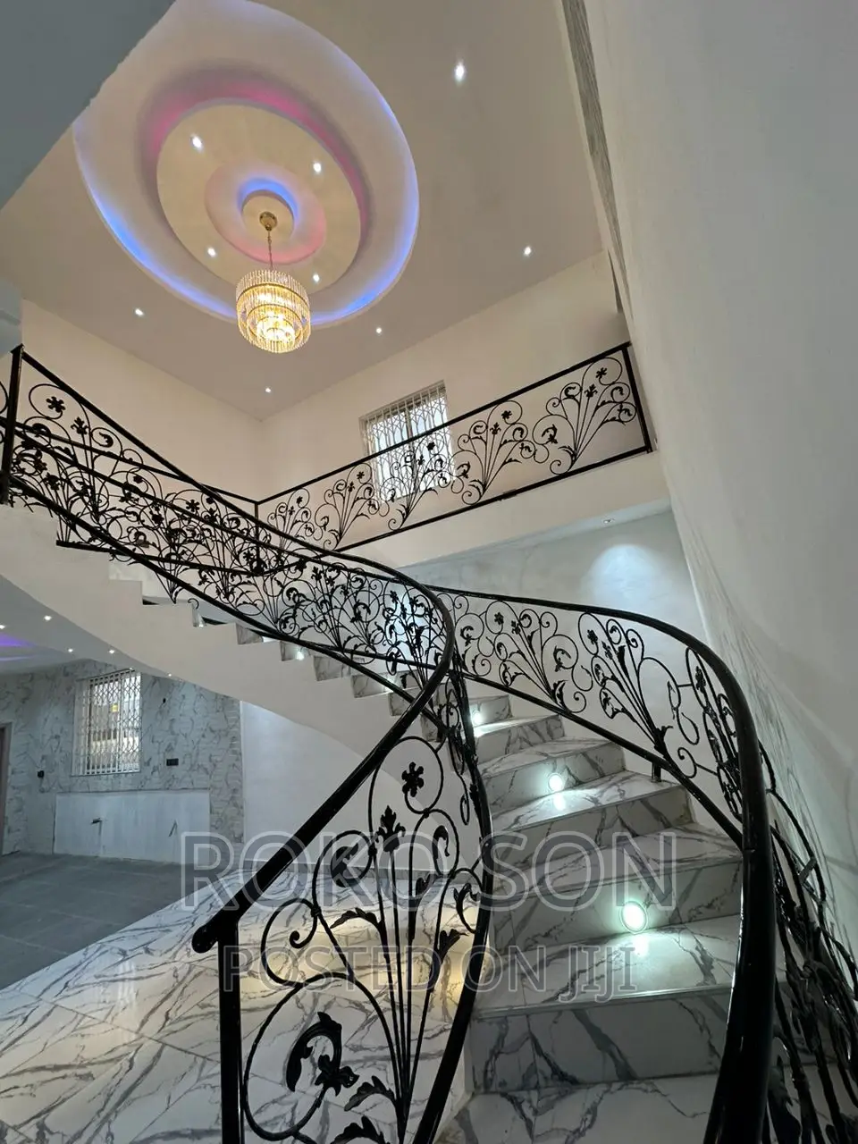 4bdrm Duplex in Dr Roko, The Mall for sale