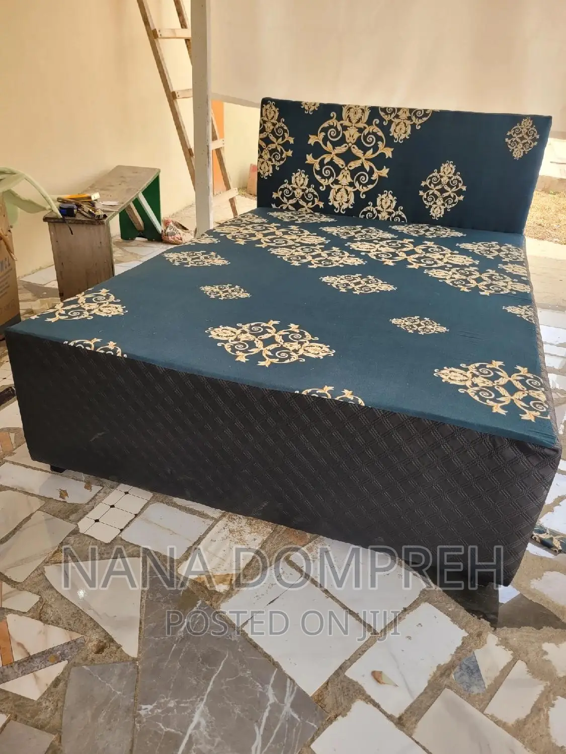 Inbuilt Double Bed