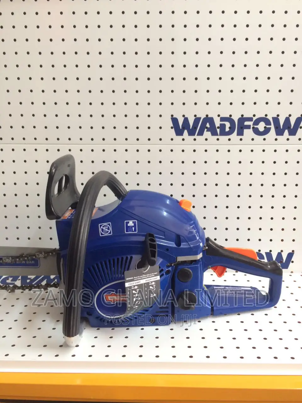 Gasoline Chain Saw 18" - Wgc1552