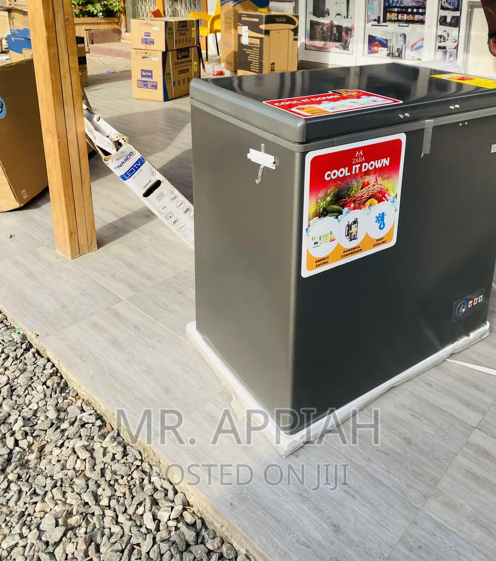 High Quality Zara 200L Single Door Chest Freezer.