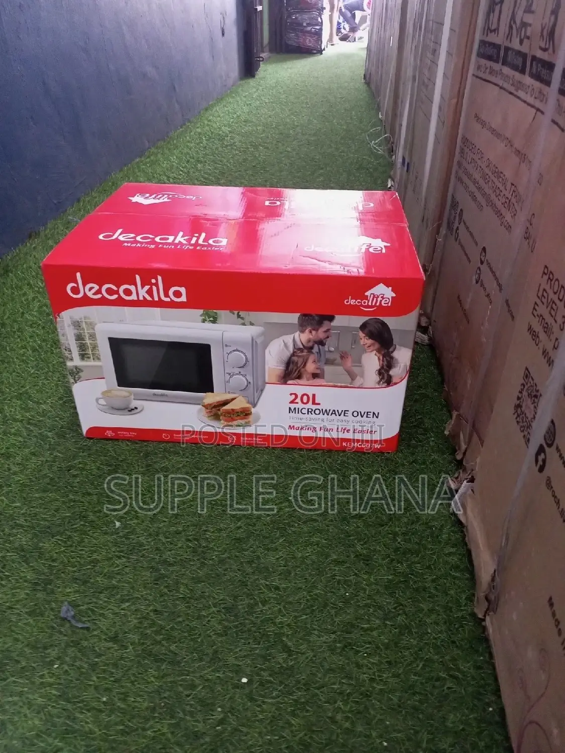 Quality and Affordable Brand New Microwave