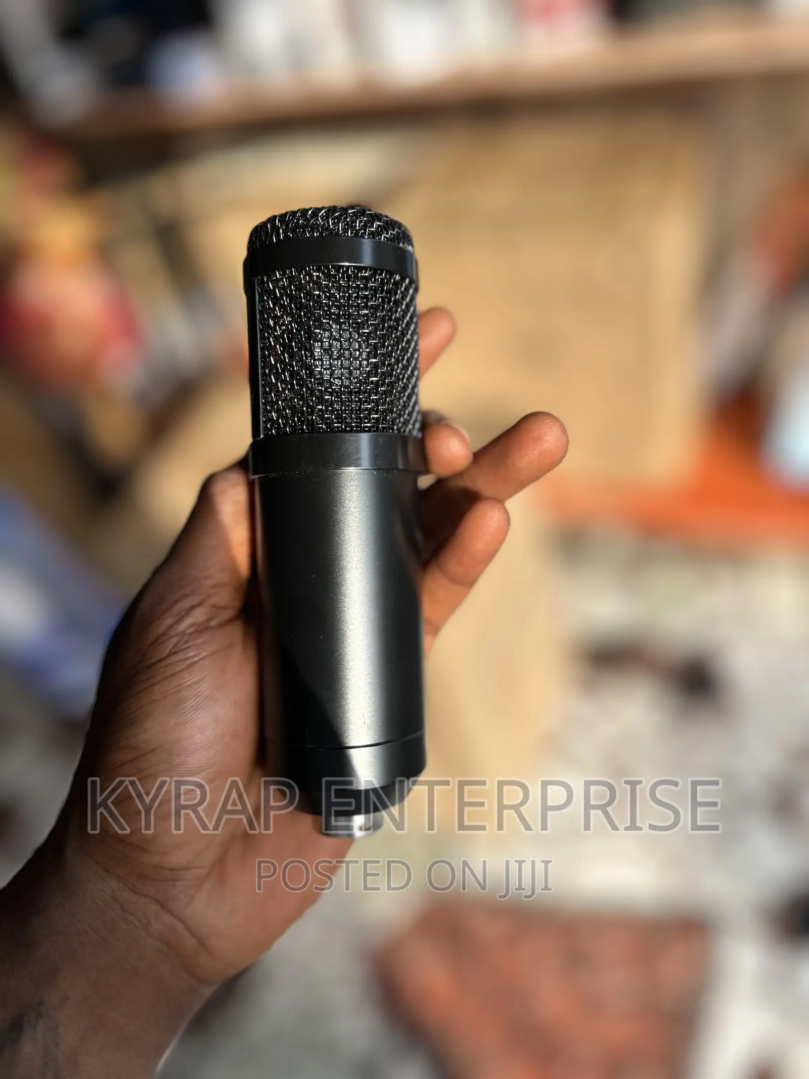 Studio and Podcast Set Bm-800 With V8 Card
