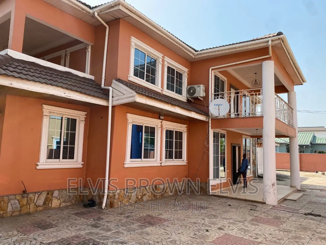 5bdrm Duplex in West Trasacco, Adjiriganor for rent