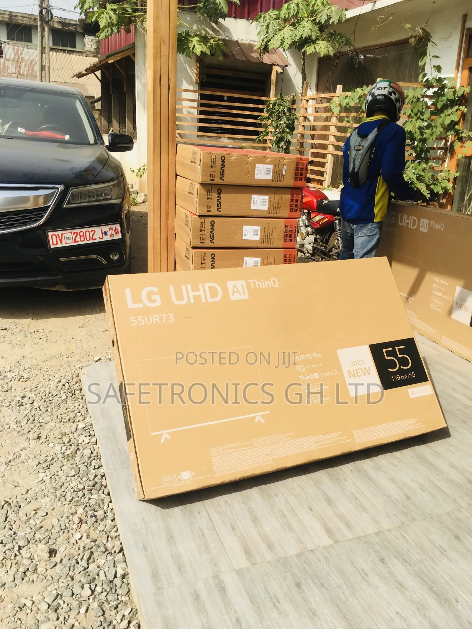 Lastest Ur73 Black Glossy Led Uhd 55 Inches Smart Tv