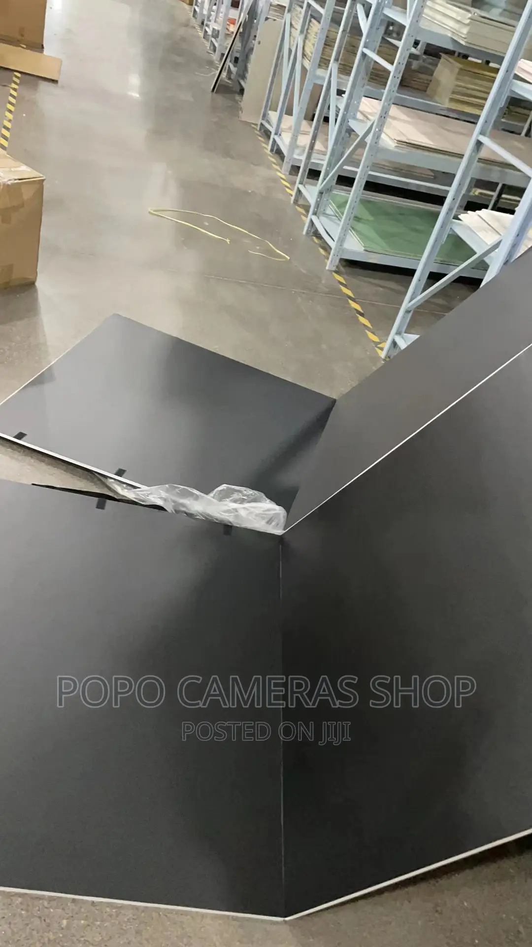 V Flat for Photography and Videography