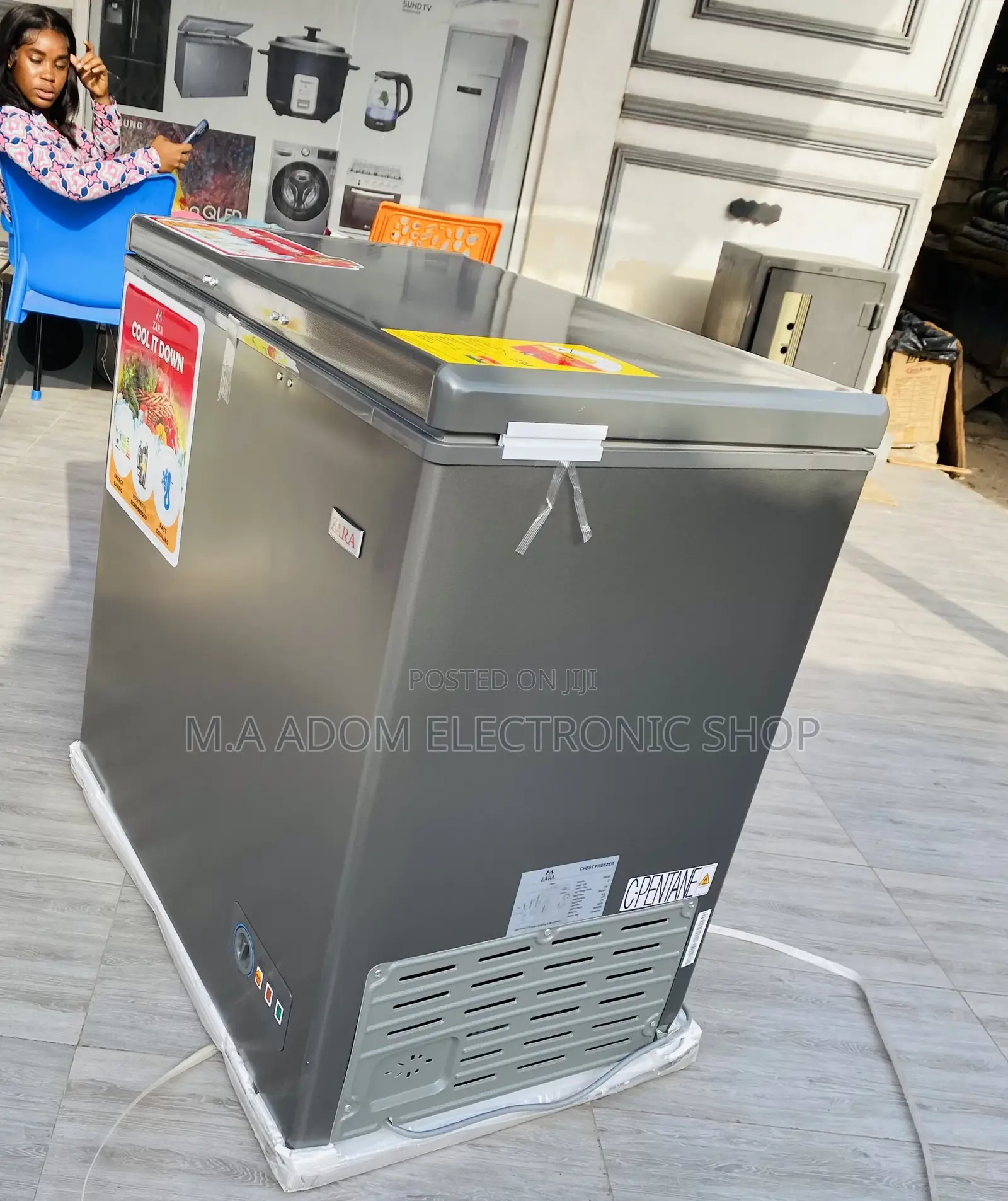Authentic Zara 200ltr Single Door Chest Freezer 