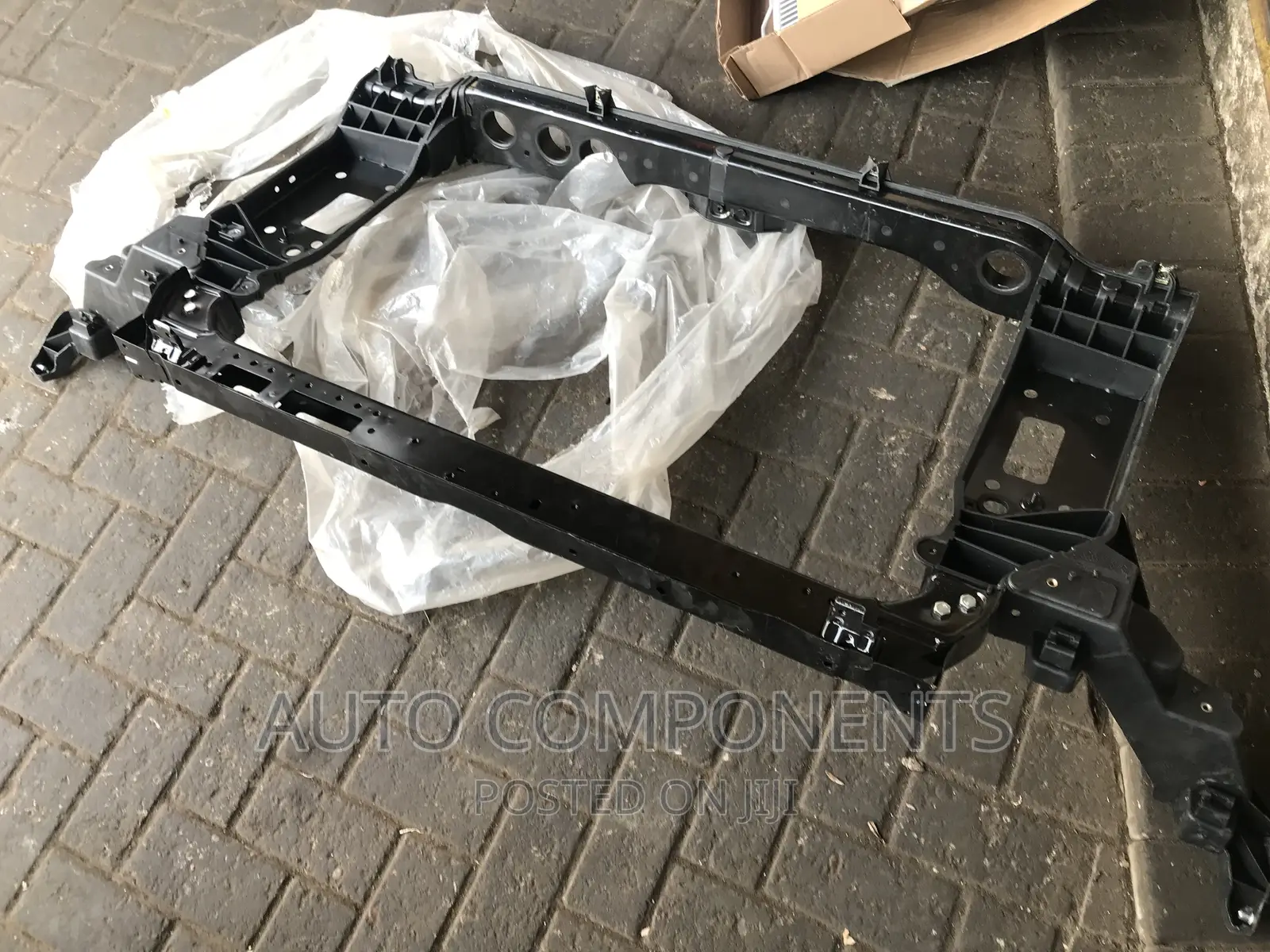 Hyundai Tucson 2015 Radiator Support