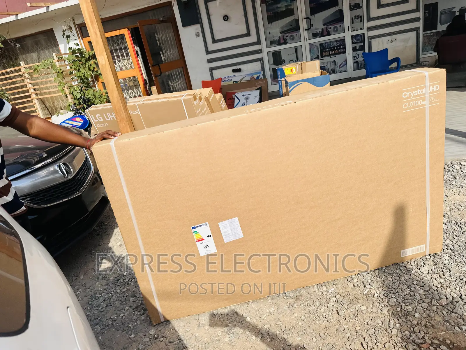 2023 Model New Samsung UHD Smart 75”Cu7172 Tv 