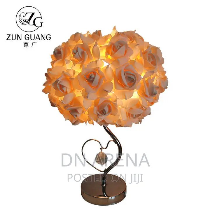 Nordic Rose Flower Table Lamp