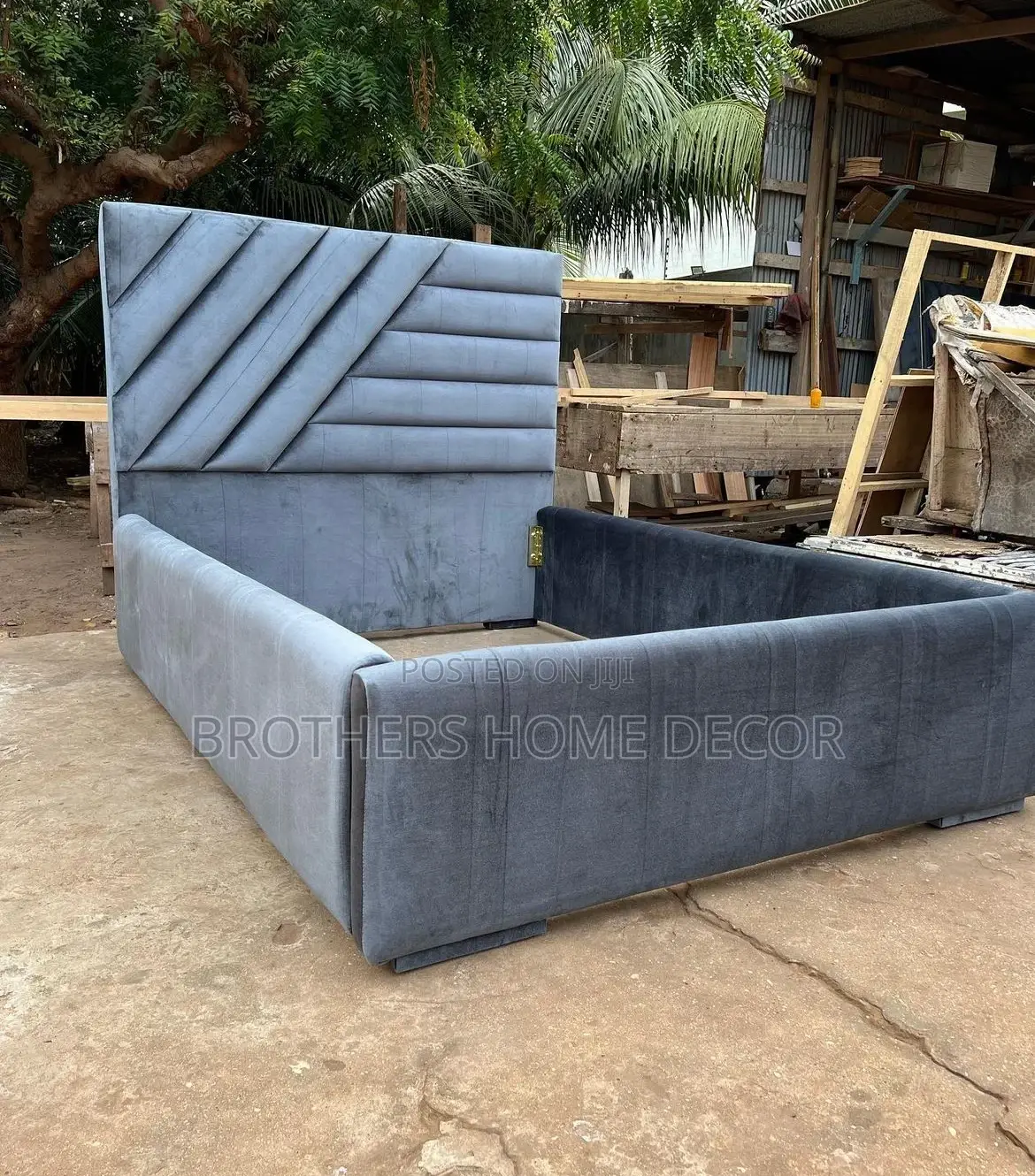 Klassic Local Local Size Bedframe 54x75