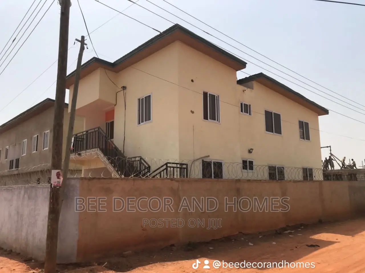 3bdrm Apartment in Bee Decor & Home’S, Adenta for rent