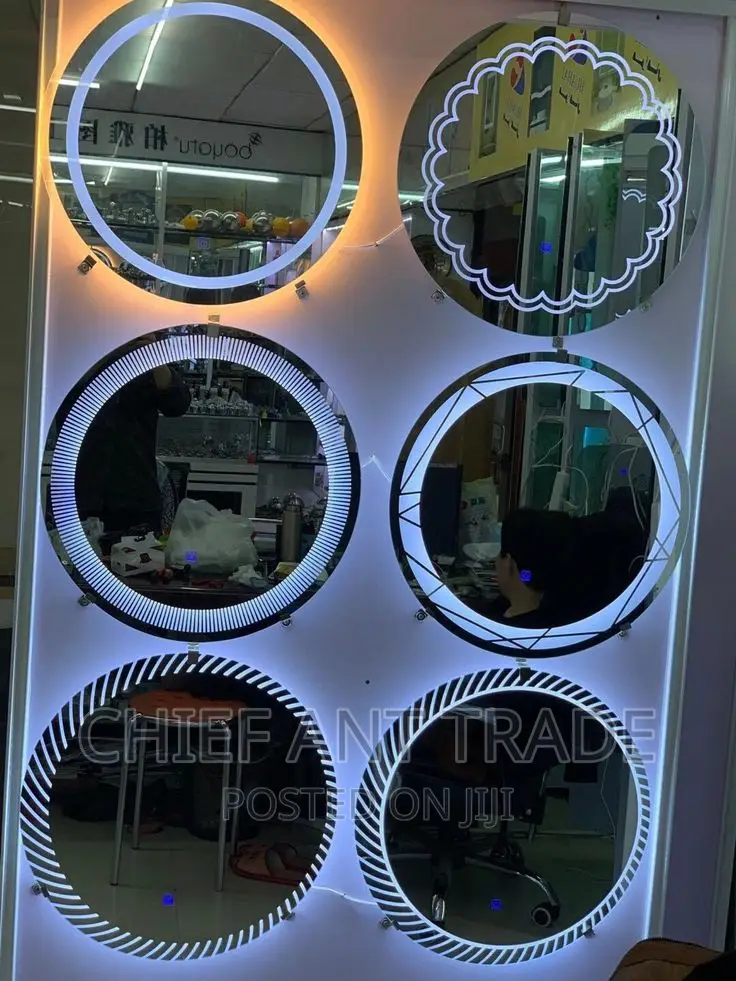LED Mirrior. Touchscreen. 60cm