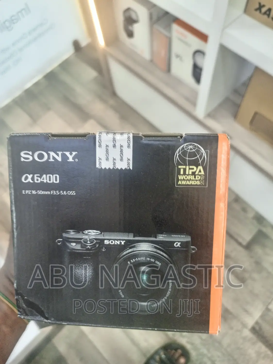 Sony A6400 With 16-50mm Lens