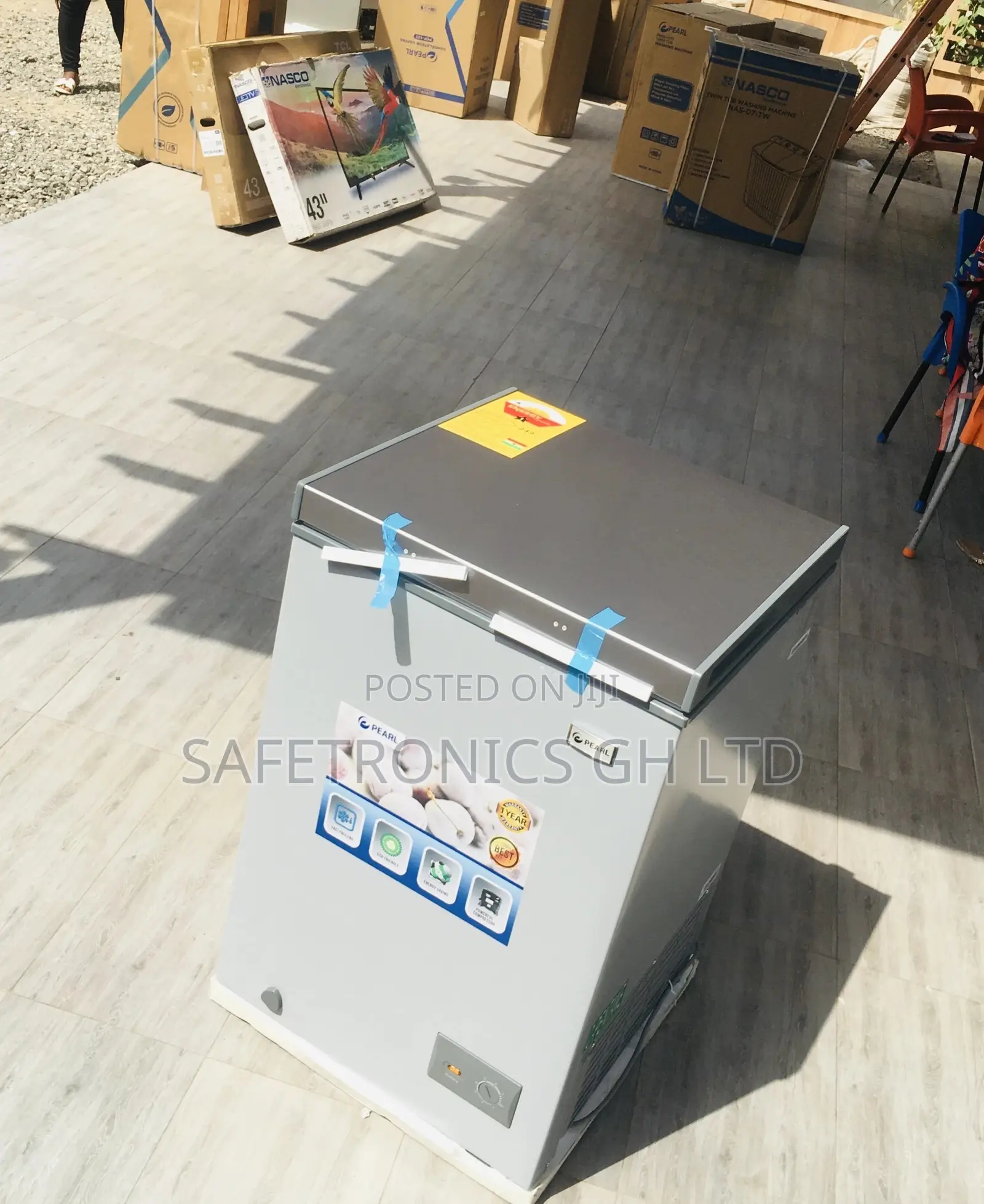 100 Liters Gray Chestfreezer Pearl Singledoor PCF-127