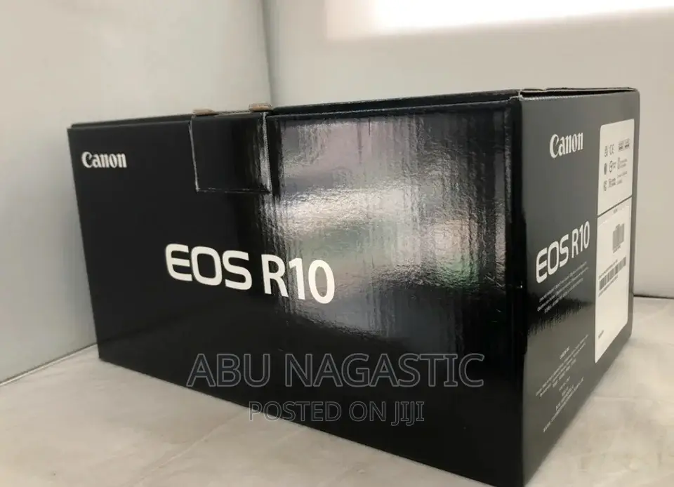 Canon EOS R10