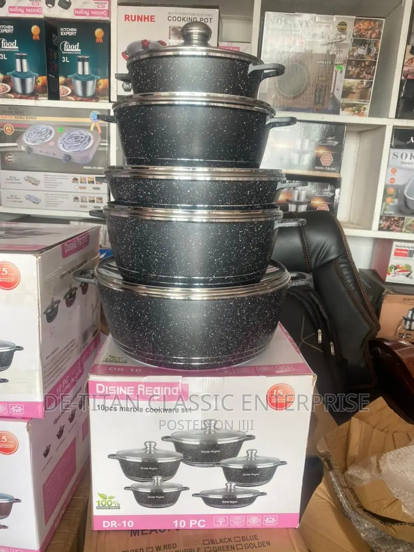 Non Stick Cookware Set - 10 Pieces - Black