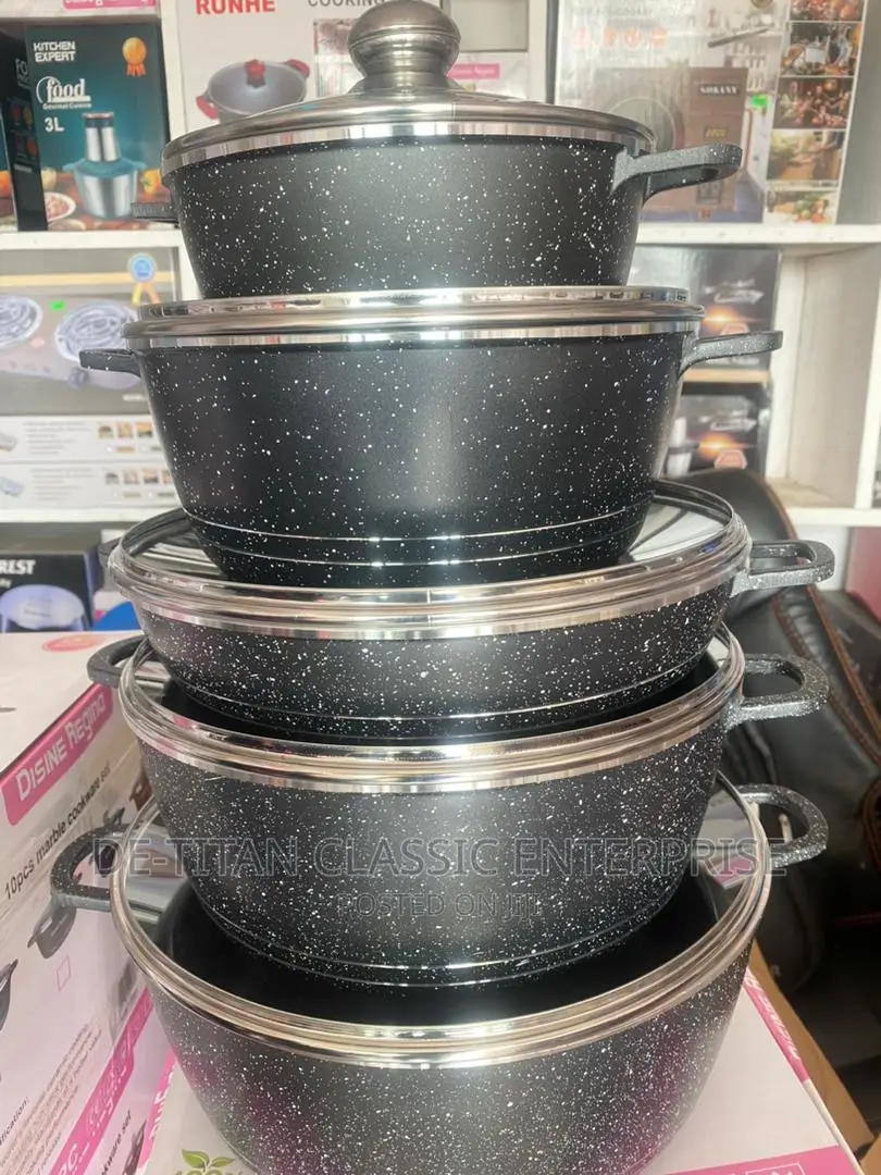 Non Stick Cookware Set - 10 Pieces - Black