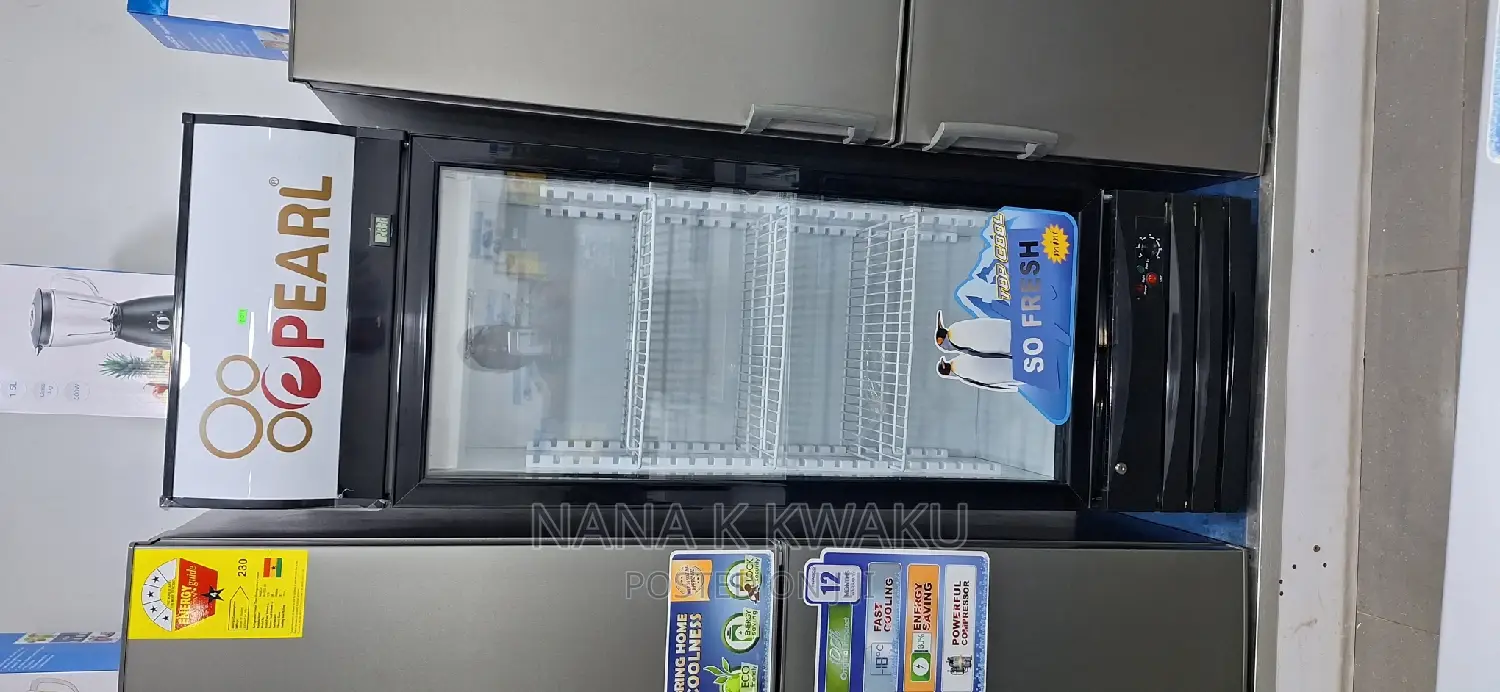 Display Fridge Pearl PVC28 Fridge
