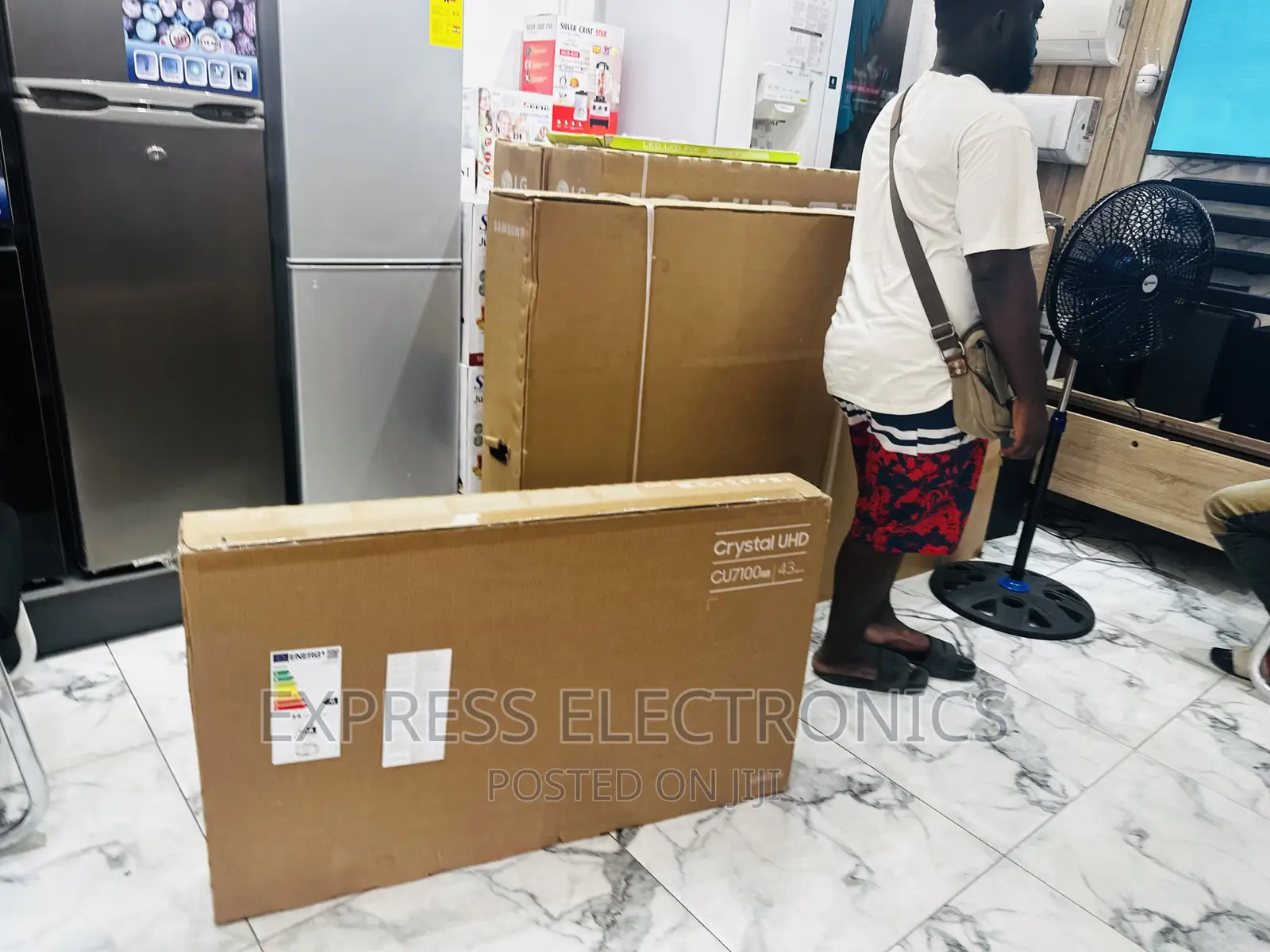 Gorgeous Sleek Design UHD Smart Samsung 43”Cu7000