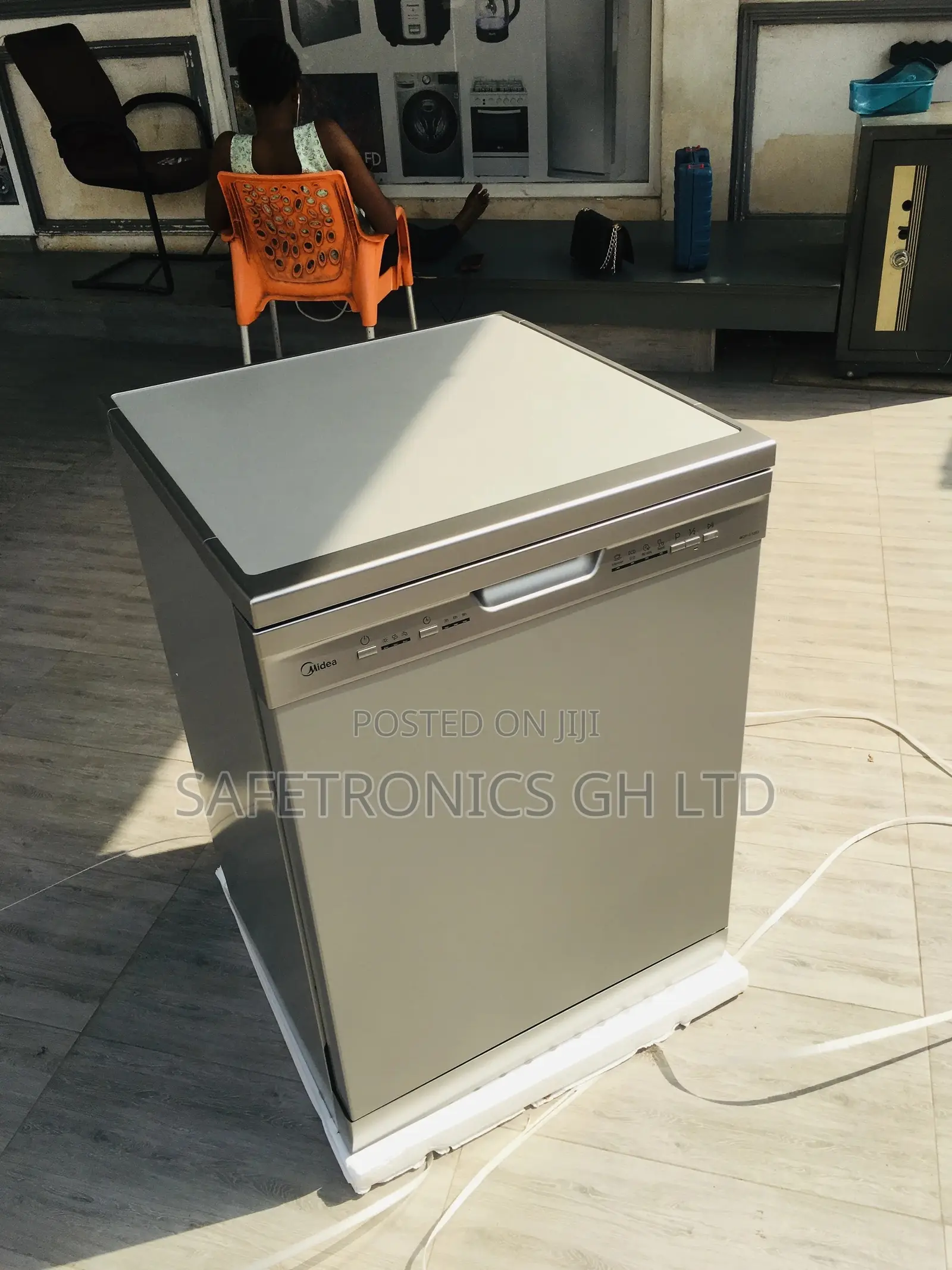 12 Plates Dishwasher Midea Electric WQP12-5203