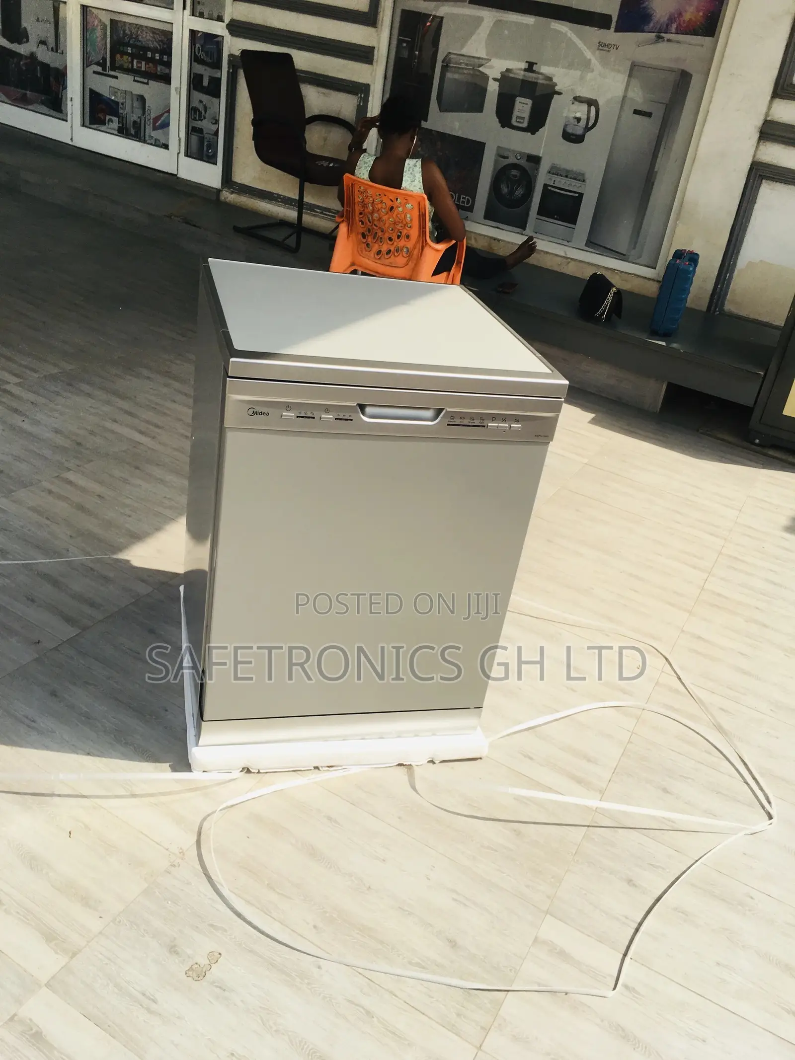 Electric 12 Plates Dishwasher Midea Wqp12-5203 Adjustable