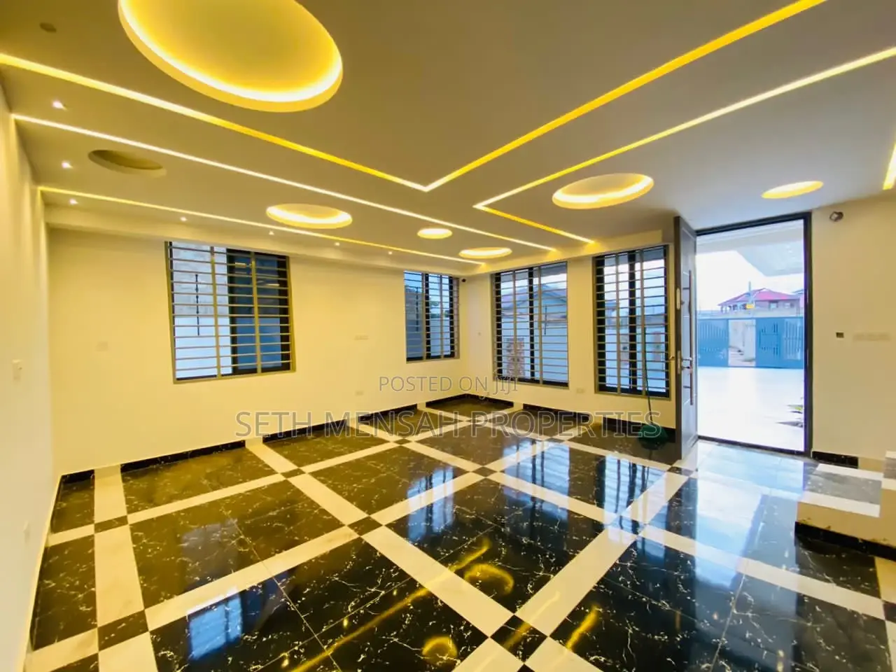 4bdrm House in Skm Property, Ashaley Botwe for sale