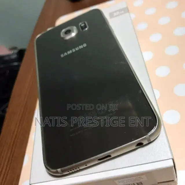 New Samsung Galaxy S6 32 GB Black