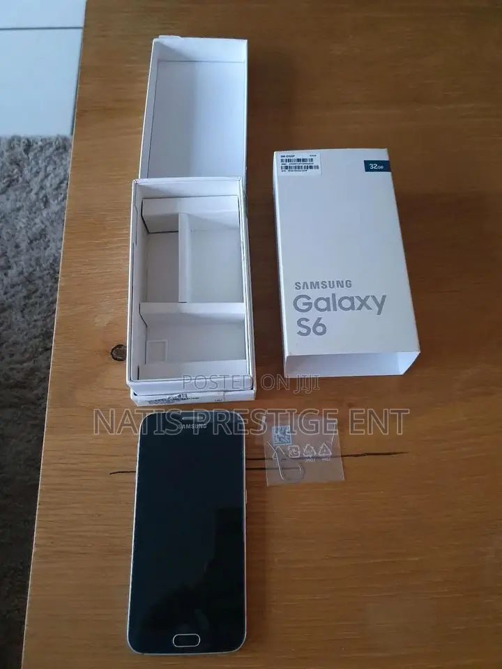 New Samsung Galaxy S6 32 GB Black
