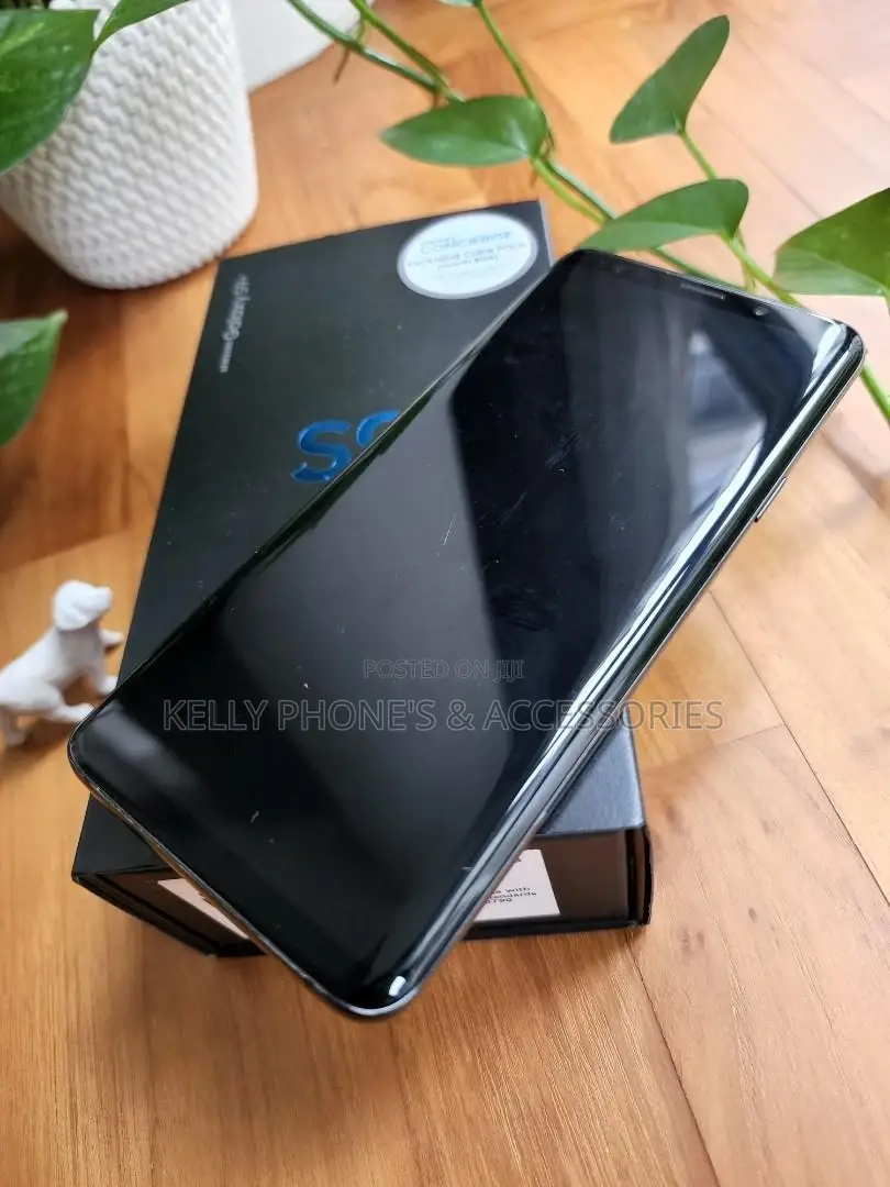 New Samsung Galaxy S9 Plus 256 GB Black
